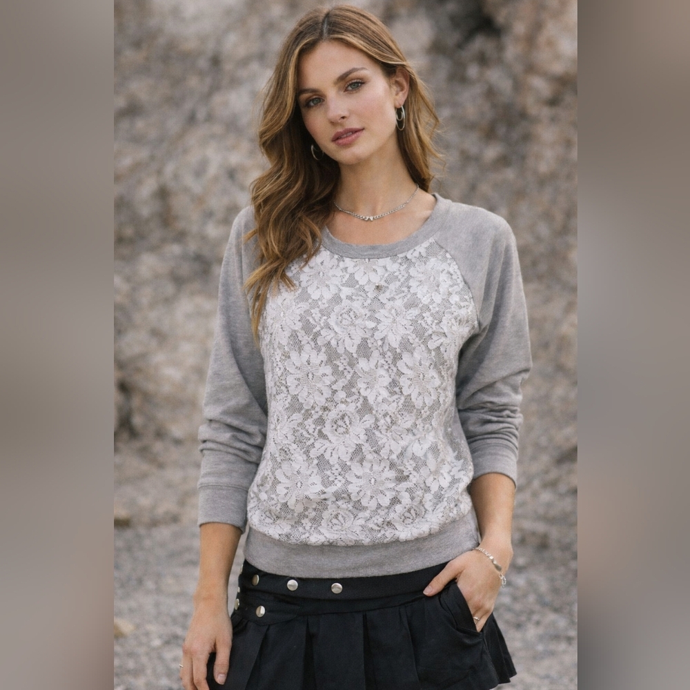 Y2K Energie Caviar Lace Heather Gray Sweater Medium Sweatshirt Pullover